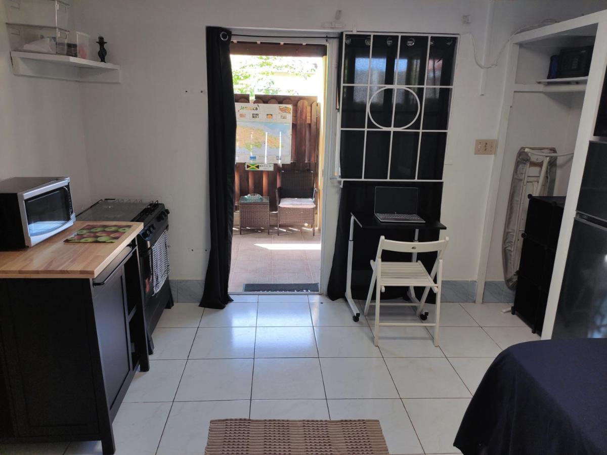 Montego Bay Garden Studio מראה חיצוני תמונה
